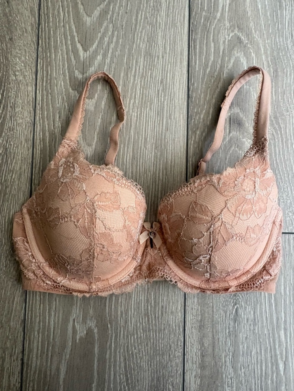 Victoria’s Secret Body by Victoria Lined Demi Bra